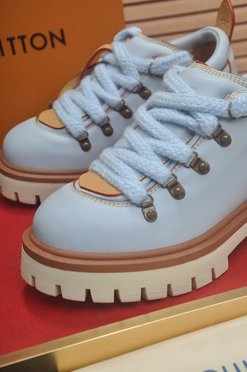 Men's shoes 💰660💶 LV Louis Vuitton 2025 autumn and winter new couple's new style, the original version is developed one to one, retro fashion, handsome and cool mountaineering derby shoes are out of stock 👍 💎 Material: imported first-layer cowhide 💎 Lining: imported lambskin 💎 Outsole: original molded TR non-slip sole 💎 Bottom height: 3.5cm 💎 Shoe size: 35-45 for both men and women
